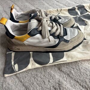 Oncept Phoenix Sneaker